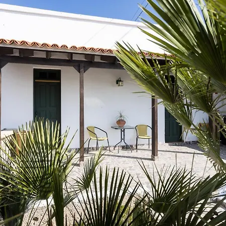 Casa Rural La Sombrera I With Pool *
