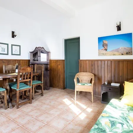 Casa Rural La Sombrera I With Pool